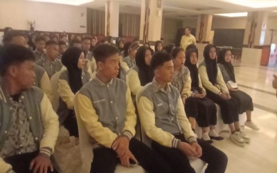 Kunjungan Industri Proli MPLB SMKN 1 Polewali